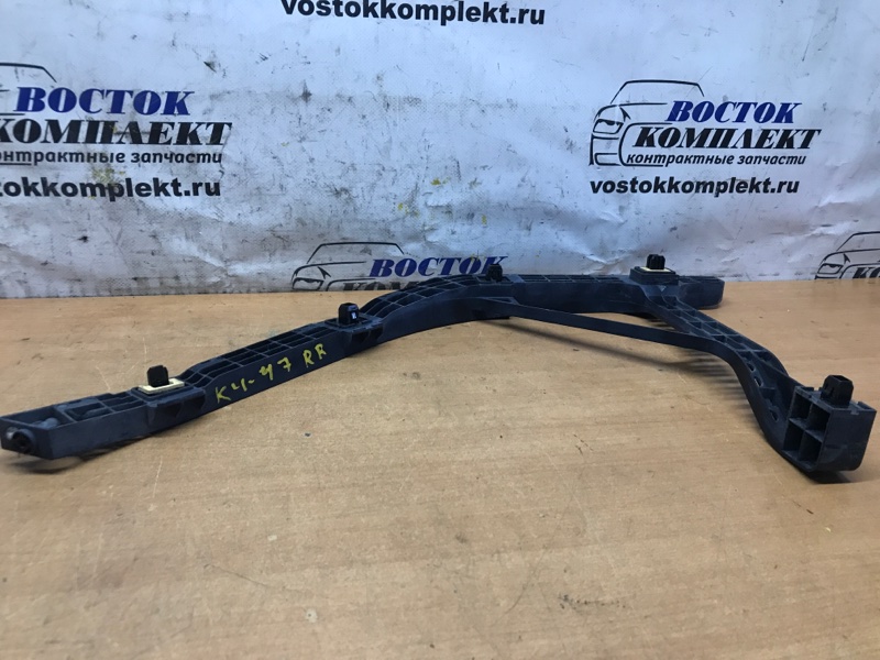 Клипса бампера Honda Insight 2010 ZE2 LDA зад прав