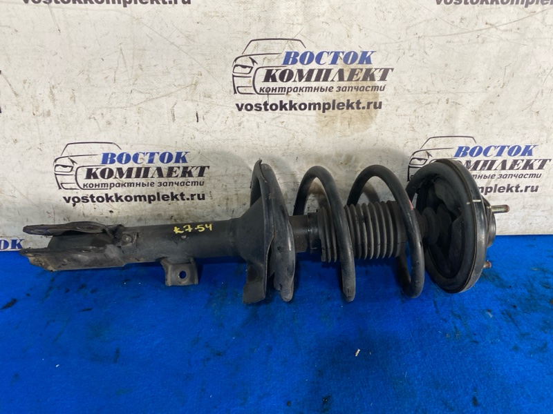 Стойка подвески Mitsubishi Delica CV5W 4B12 перед прав