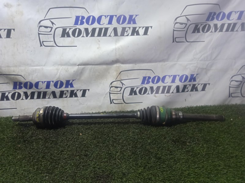 Привод Daihatsu Tanto L385S KF-DET перед прав