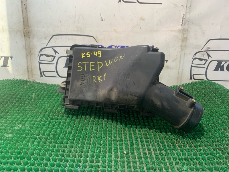 Корпус воздушного фильтра Honda Stepwgn 2011 RK1 R20A