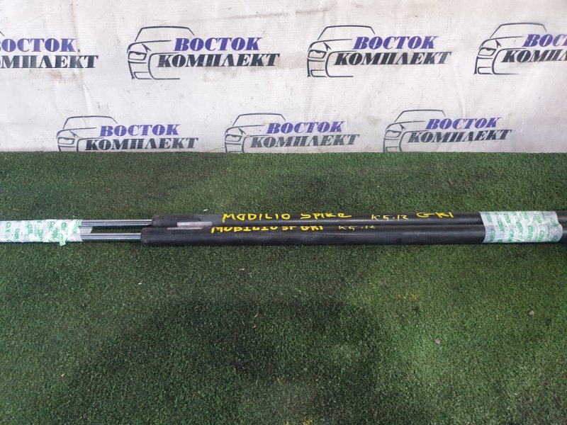 Амортизатор багажника Honda Mobilio Spike 2006 GK1 L15A