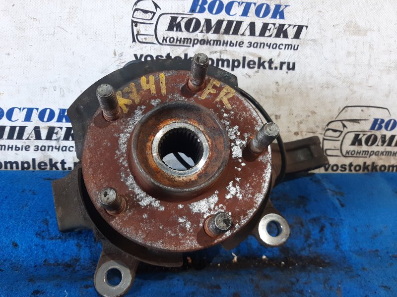 Ступица Nissan Serena CNC25 MR20DE перед прав