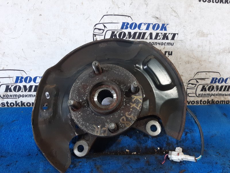 Ступица Toyota Ractis 2009 SCP100 2SZ-FE перед прав