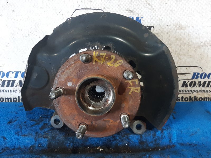 Ступица Toyota Isis 2006 ANM15W 1AZ-FSE перед прав