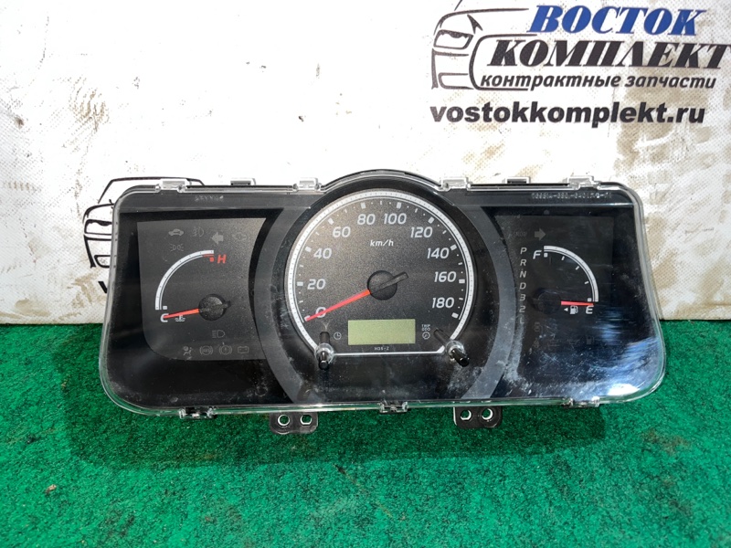 Комбинация приборов Toyota Hiace TRH228B 2TR-FE
