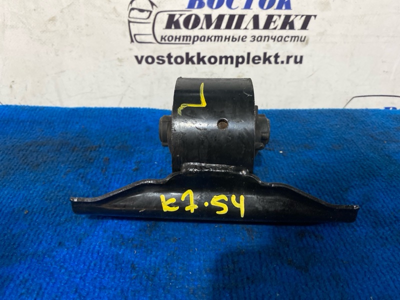 Подушка двигателя Mitsubishi Delica CV5W 4B12 прав