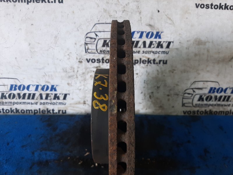 Диск тормозной Toyota Ractis 2009 SCP100 2SZ-FE перед