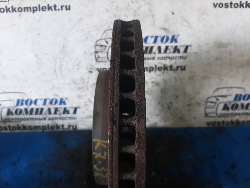 Диск тормозной Toyota Noah 2005 AZR65 1AZ-FSE перед