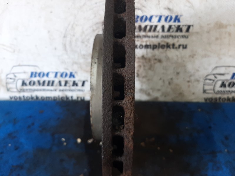 Диск тормозной Mitsubishi Delica CV5W 4B12 перед