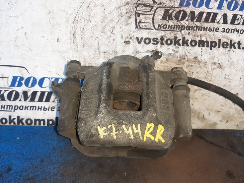 Суппорт Toyota Isis 2006 ANM15W 1AZ-FSE зад прав