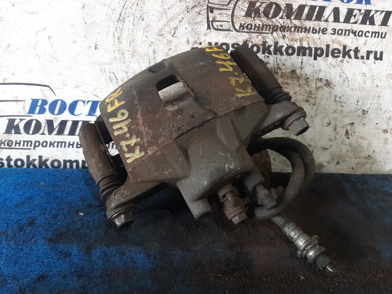 Суппорт Nissan Cube BNZ11 CR14DE перед прав