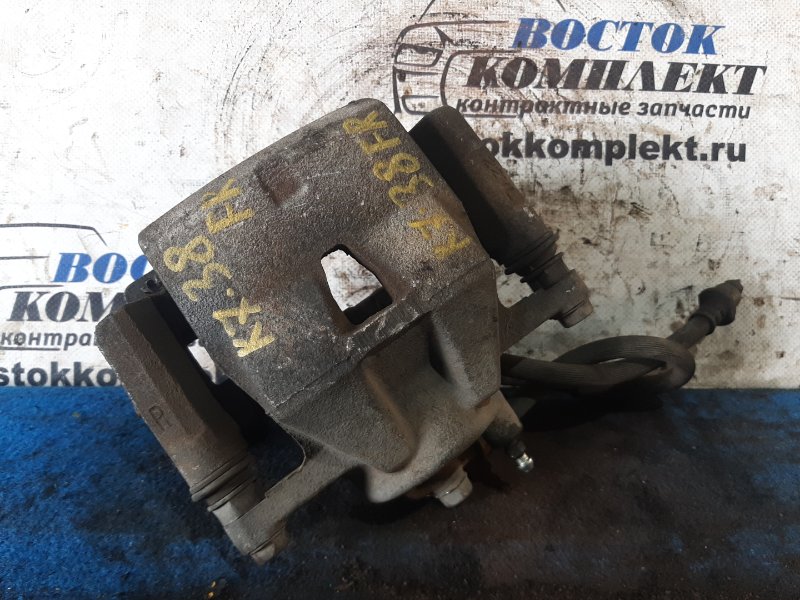 Суппорт Toyota Ractis 2009 SCP100 2SZ-FE перед прав