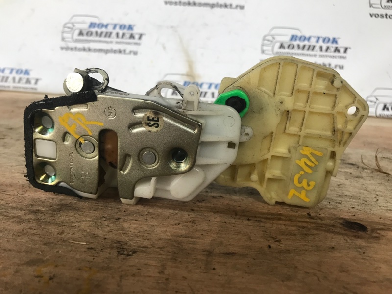 Замок дверной Honda Mobilio Spike 2006 GK1 L15A перед прав