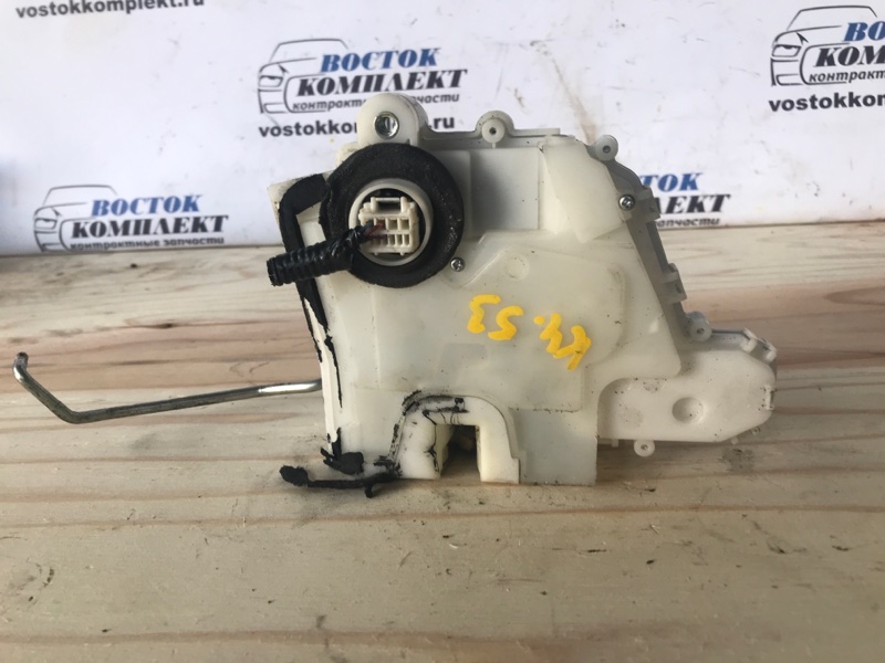 Замок дверной Honda Insight ZE2 LDA перед лев