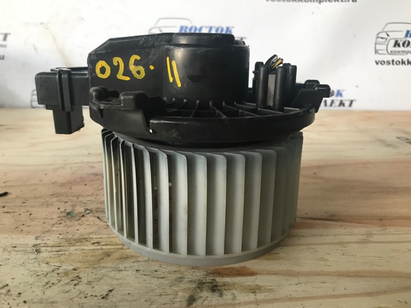 Вентилятор печки Suzuki Solio MA15S K12B