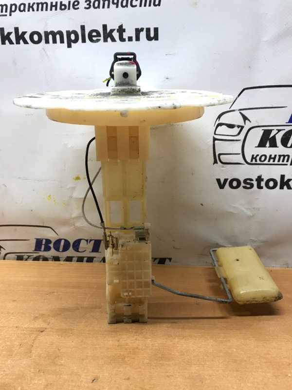 Датчик уровня топлива Nissan Serena 2006 CNC25 MR20DE