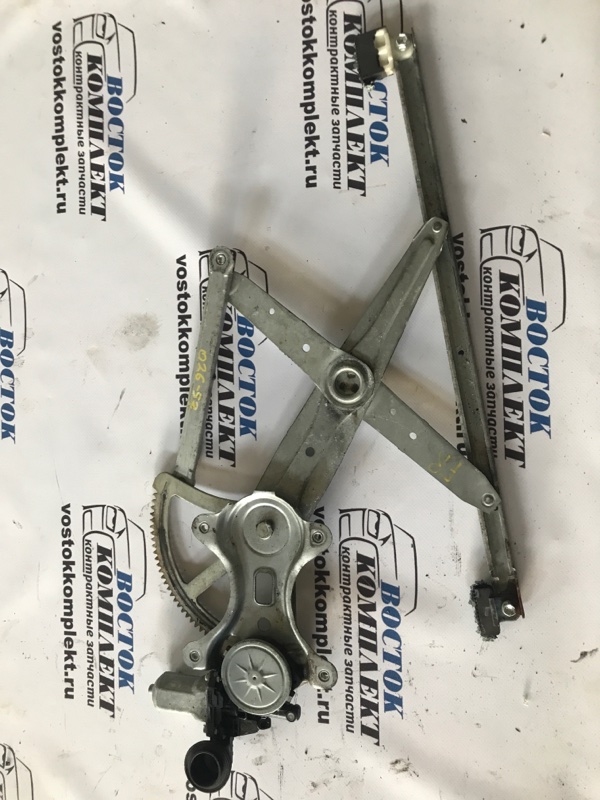 Стеклоподъемник Toyota Isis 2007 ANM15W 1AZ-FSE перед прав