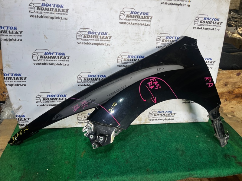 Крыло Mazda Atenza GH5FS L5-VE перед лев