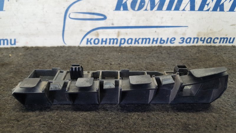 Клипса бампера Honda Stepwgn 2010 RK1 R20A зад прав