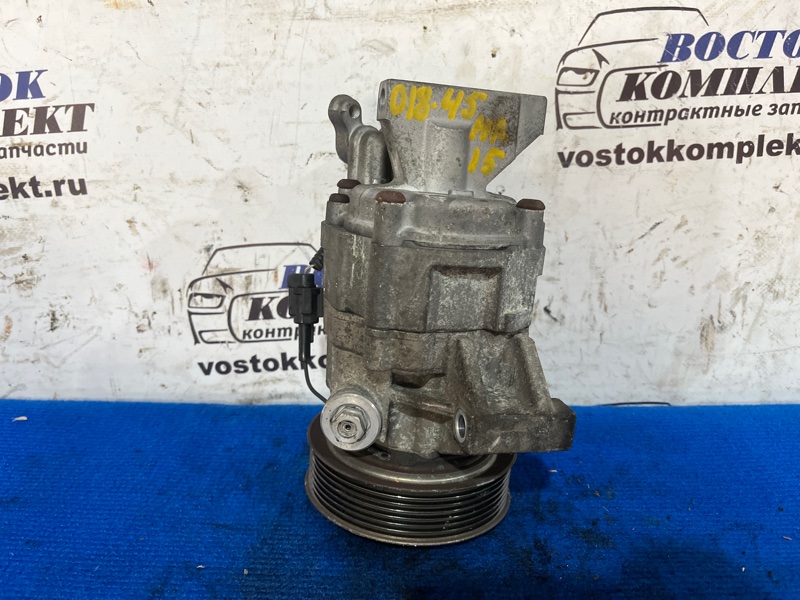 Компрессор кондиционера Nissan Note 2007 E11 HR15DE