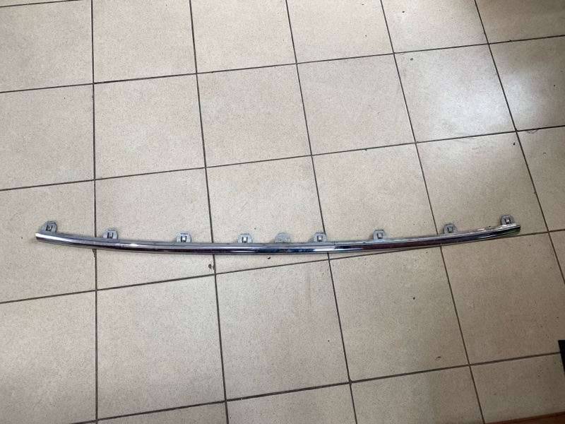 Молдинг бампера Honda Legend 1999 KA9 C35A