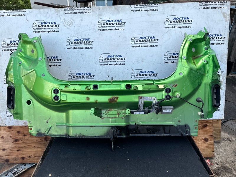 Задняя панель кузова Mazda Demio DE3FS ZJ-VE