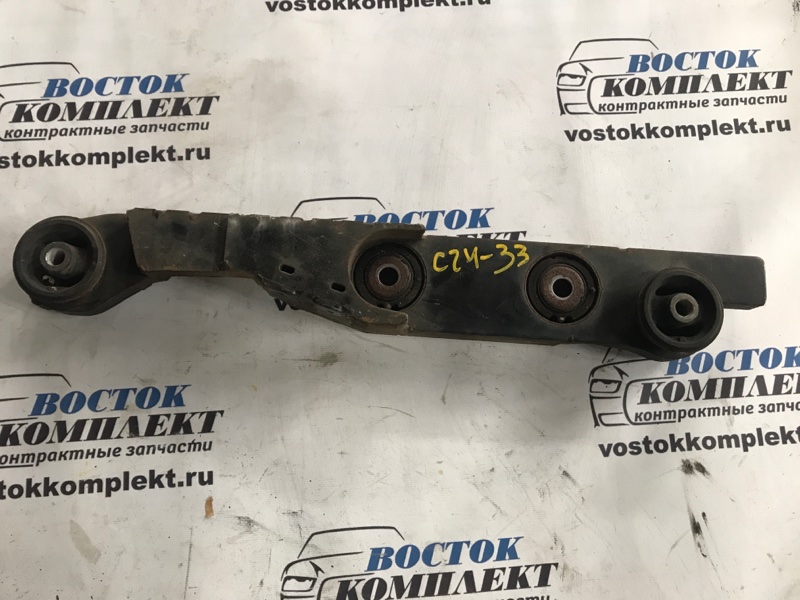 Подушка редуктора Nissan Tiida 2010 NC11 HR15DE перед