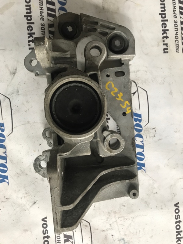 Подушка двигателя Nissan Serena 2011 FC26 MR20DD лев