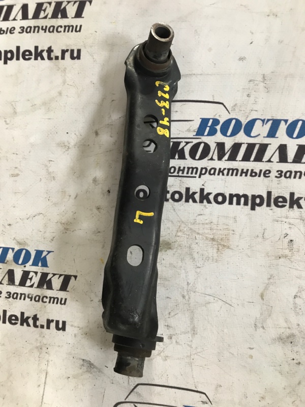 Подушка балки Nissan Cube 2004 BZ11 CR14DE лев