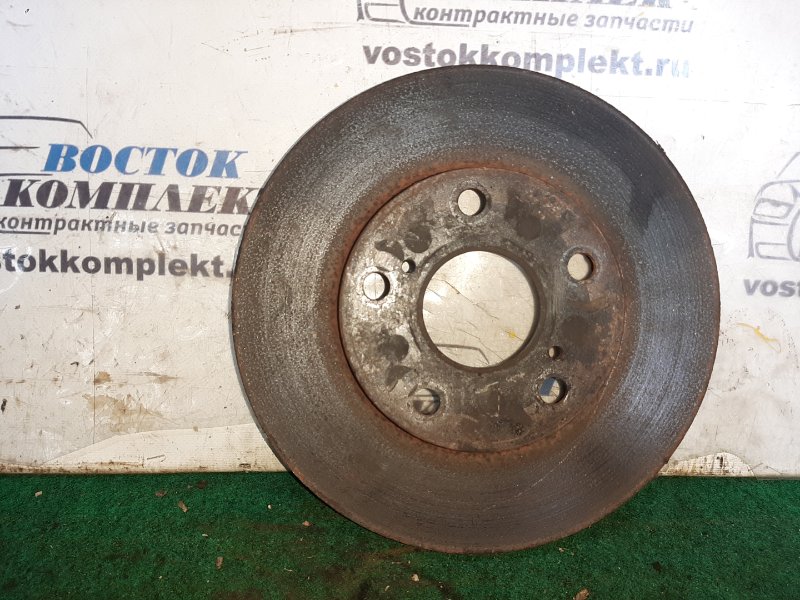 Диск тормозной Toyota Voxy AZR60 1AZ-FSE перед