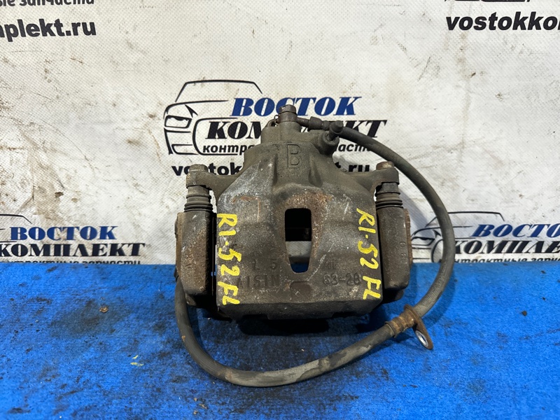 Суппорт Toyota Isis ANM10W 1AZ-FSE перед лев