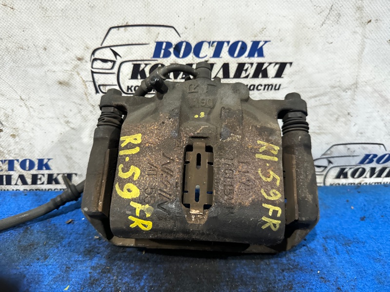 Суппорт Honda Stepwgn RF5 K20A перед прав