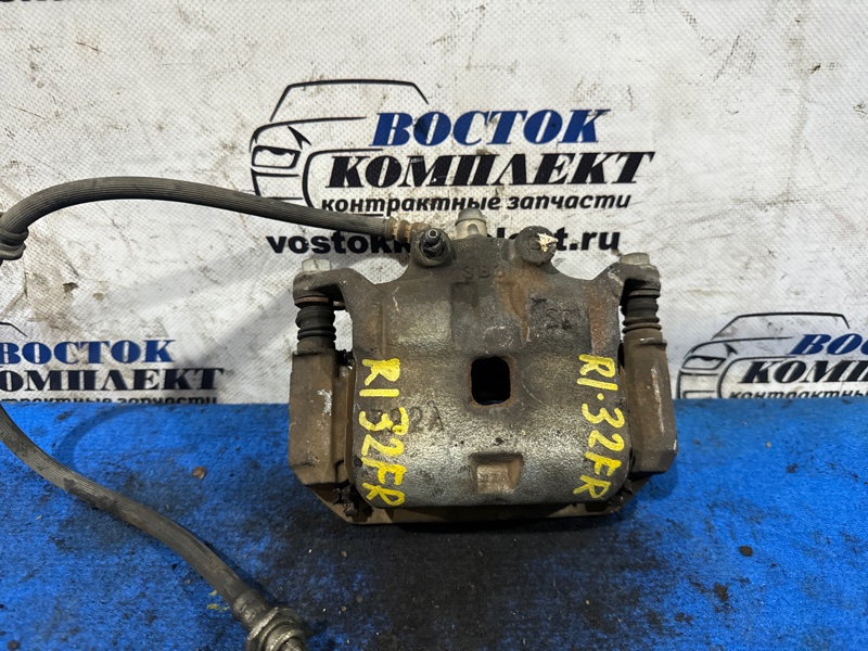 Суппорт Nissan Note E12 HR12DE перед прав