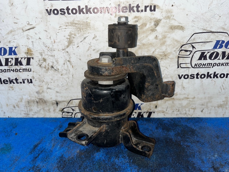 Подушка двигателя Mitsubishi Colt Z21A 4A90 прав