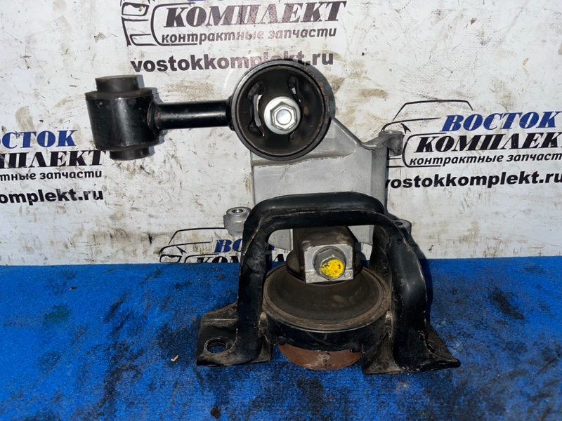 Подушка двигателя Nissan Bluebird Sylphy KG11 MR20DE прав