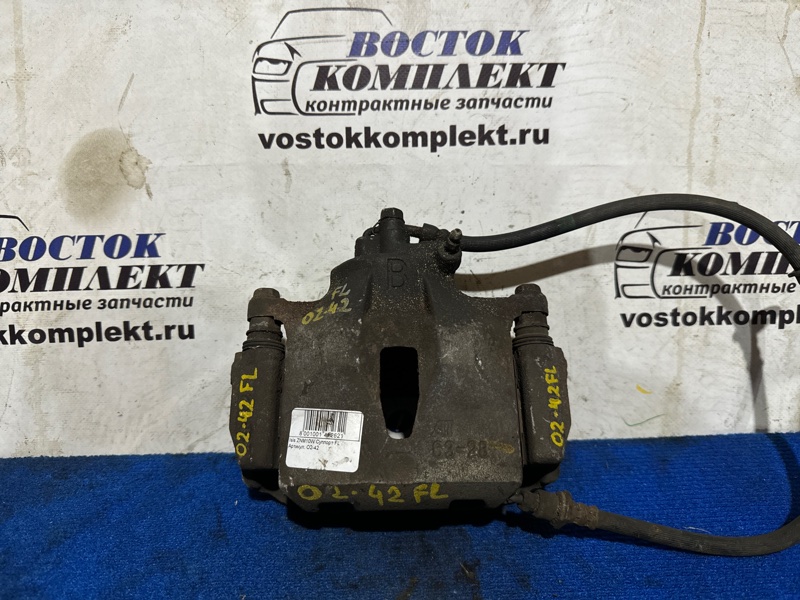 Суппорт Toyota Isis ZNM10G 1ZZ-FE перед лев