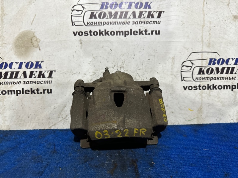 Суппорт Toyota Vitz SCP90 2SZ-FE перед прав