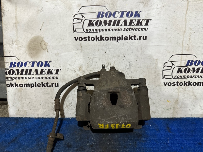 Суппорт Toyota Vitz NCP91 1NZ-FE перед прав