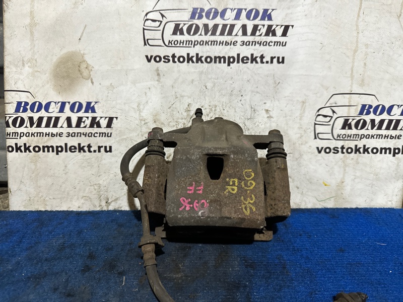 Суппорт Toyota Ractis SCP100 2SZ-FE перед прав