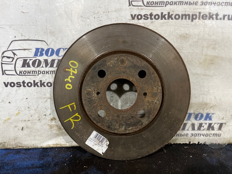 Диск тормозной Toyota Sienta NCP81G 1NZ-FE перед