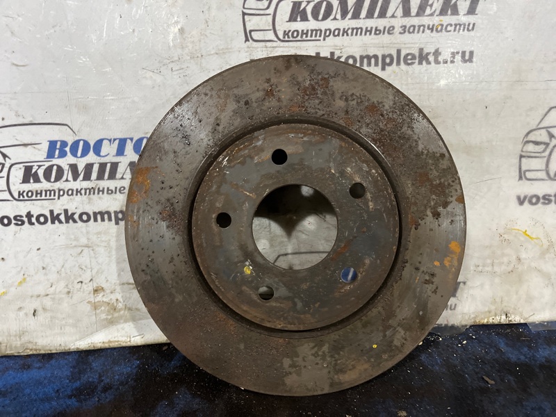 Диск тормозной Nissan Serena NC26 MR20DD перед