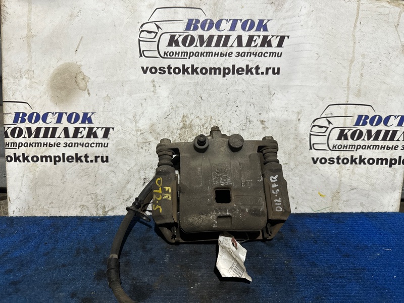 Суппорт Mazda Demio DE3FS ZJ-VE перед прав