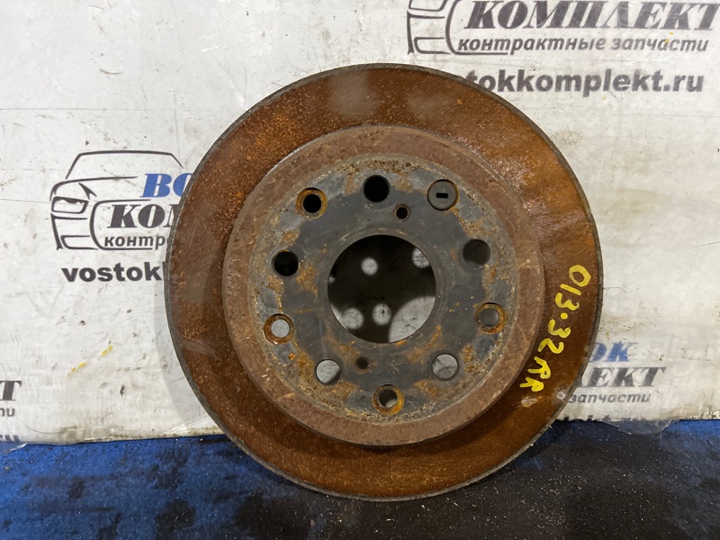 Диск тормозной Toyota Crown 2000 JZS171 1JZ-GE зад