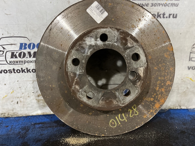 Диск тормозной BMW 320i 2010 E91 N43B20 перед