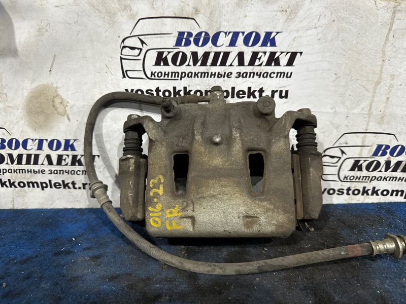 Суппорт Nissan Serena FC26 MR20DD перед прав