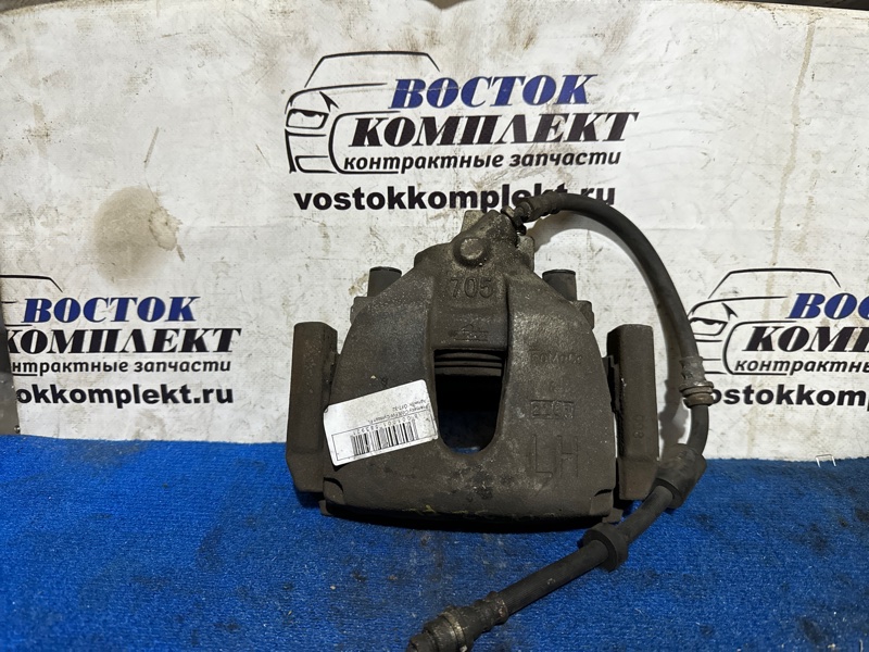 Суппорт Mazda Premacy CWEFW LF-VDS перед лев