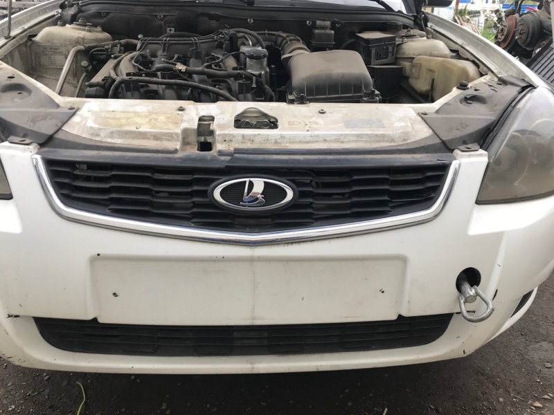 Решетка радиатора Lada Priora 2013