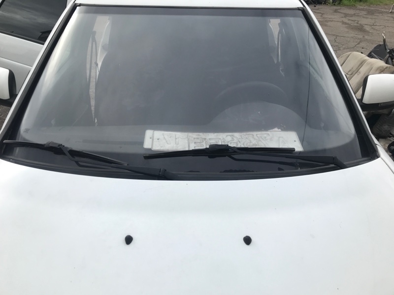 Дворник лобового стекла Lada Priora 2013