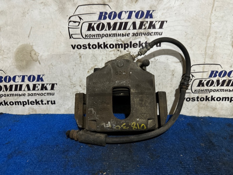 Суппорт Mazda Demio DY5W ZY-VE перед лев