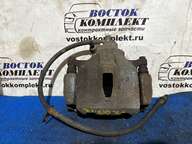 Суппорт Toyota Isis ANM15W 1AZ-FSE перед прав